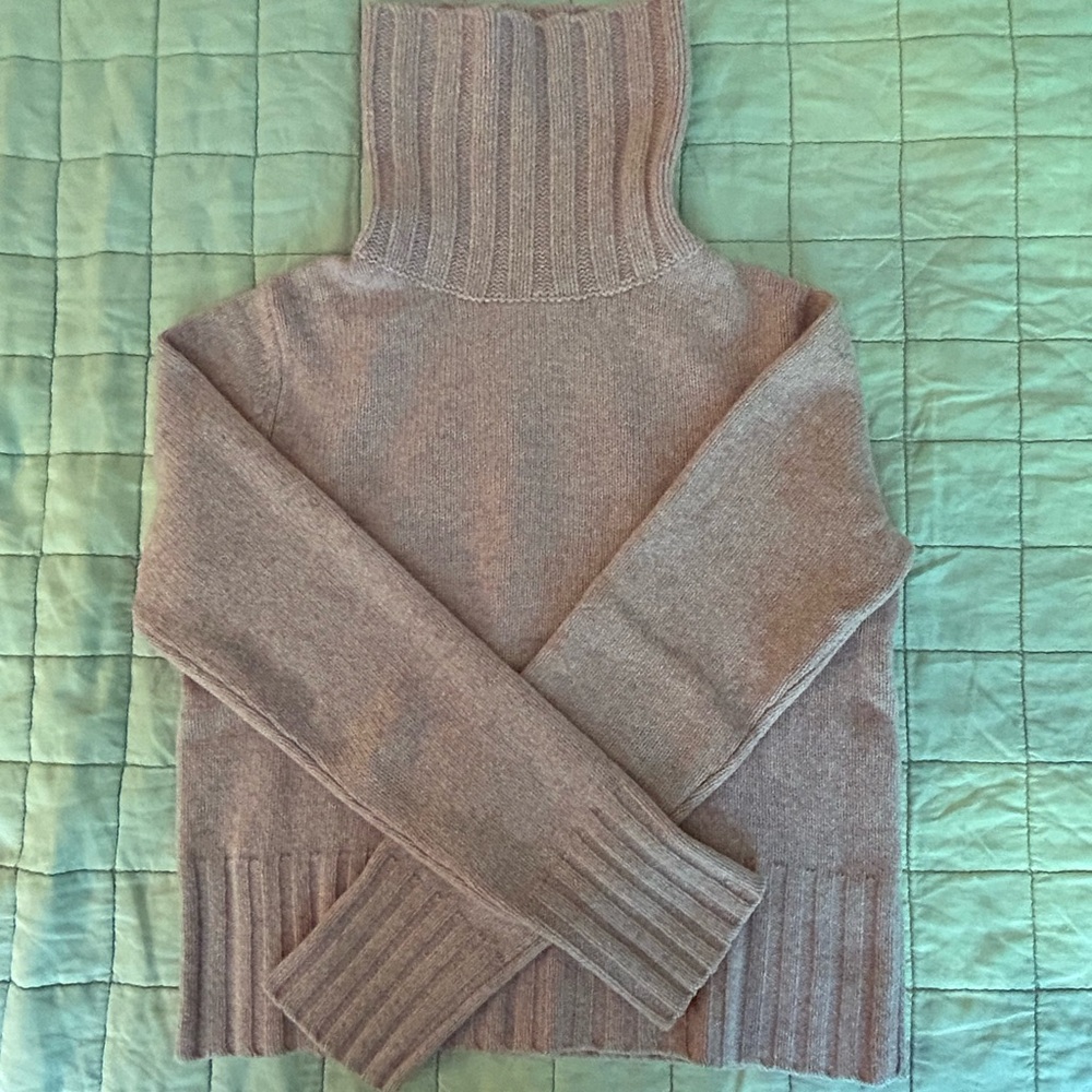 JCrew pink 100%wool sweater size small